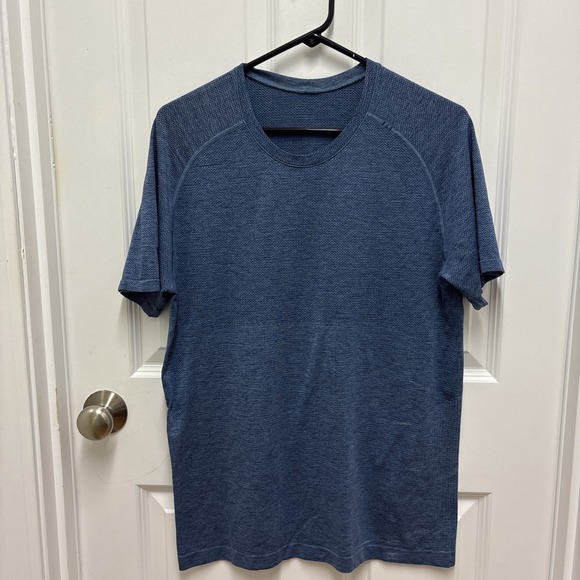Lululemon‎ Metal Vent Tech SS 2.0 Silverescent Size Medium - Picture 1 of 7